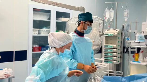 Могут ли врачи носить никабы и хиджабы: в Депздраве ХМАО дали четкий ответ